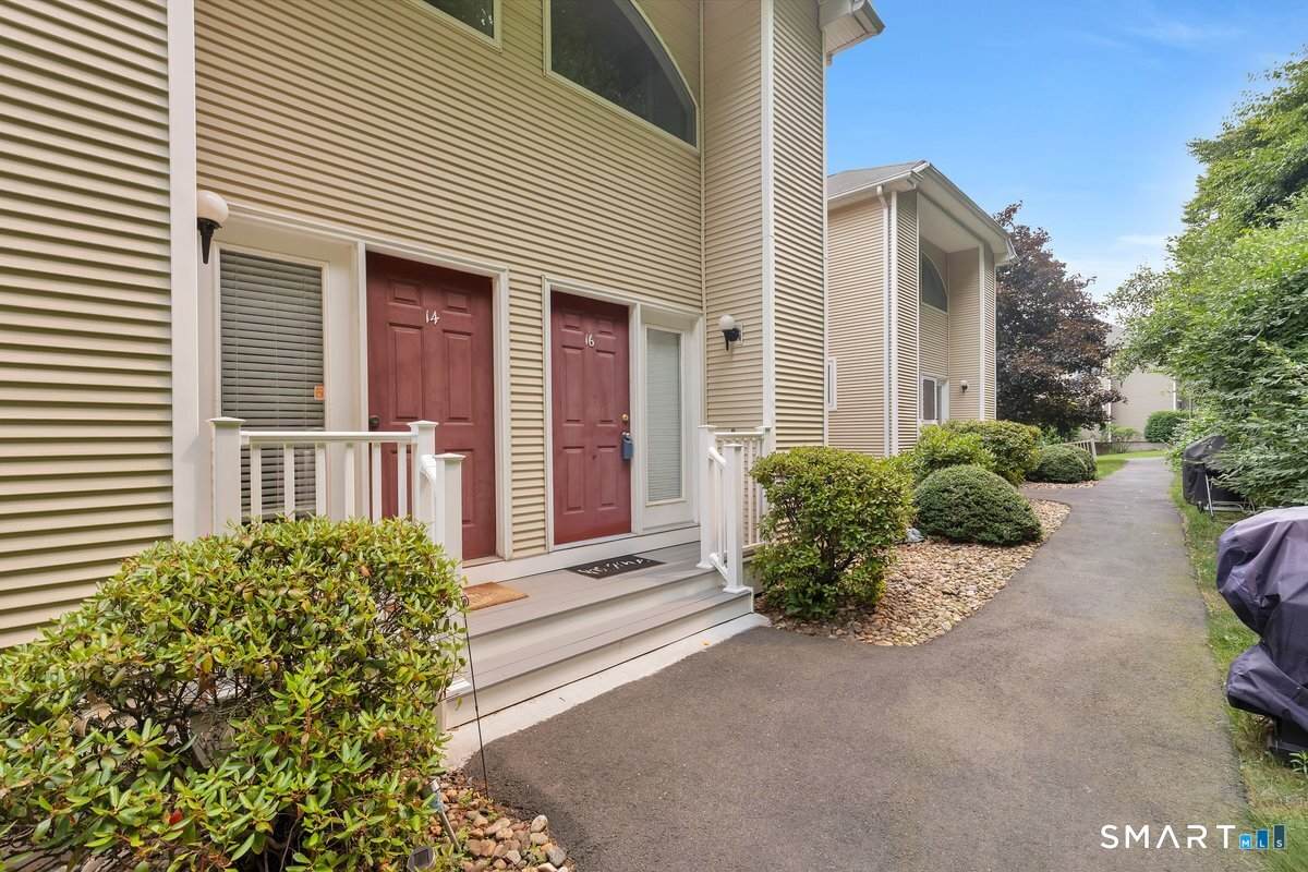 80 Country Lane - Photo 1