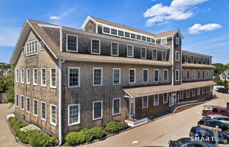 60 Willow Street - Photo 1