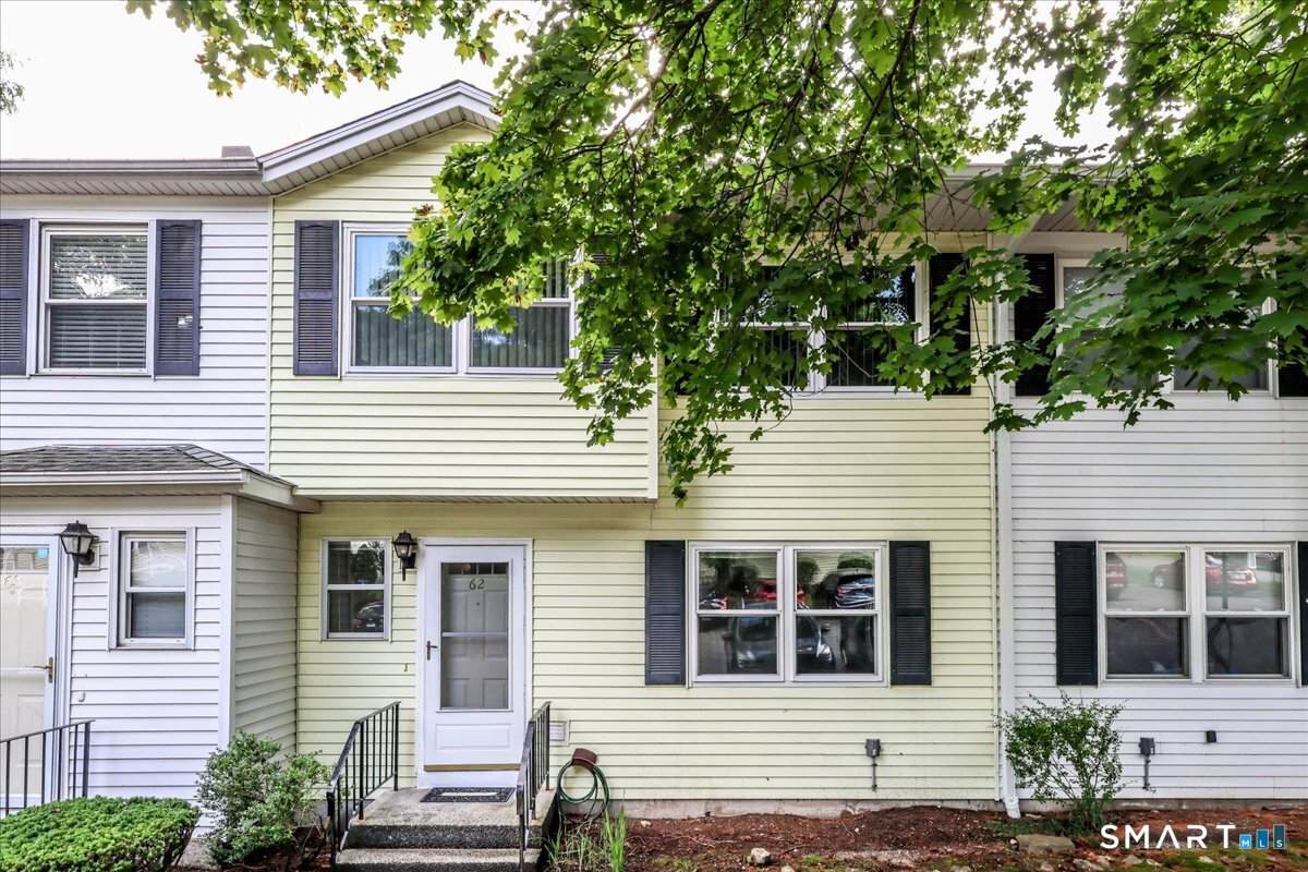 25 Padanaram Road - Photo 1