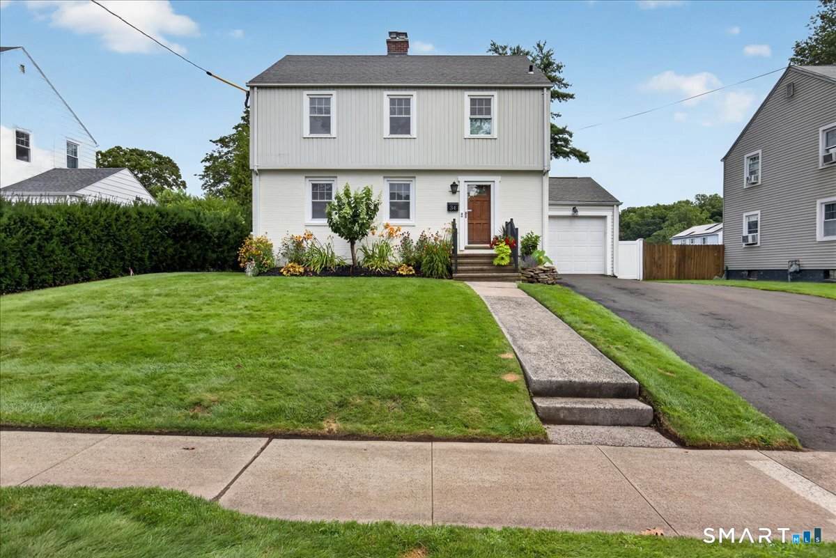 34 Hall Street - Photo 1