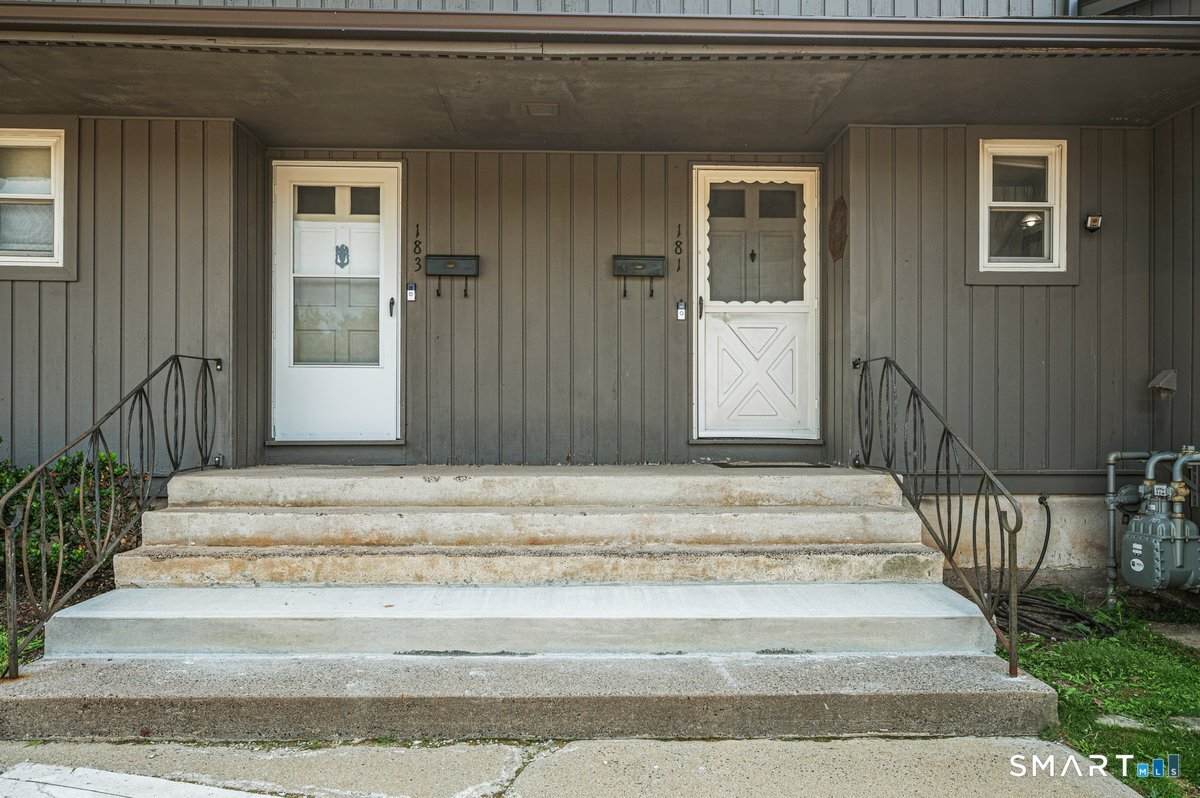 181 Williamstown Court - Photo 1