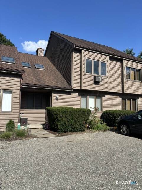 43 Twin Oaks - Photo 1