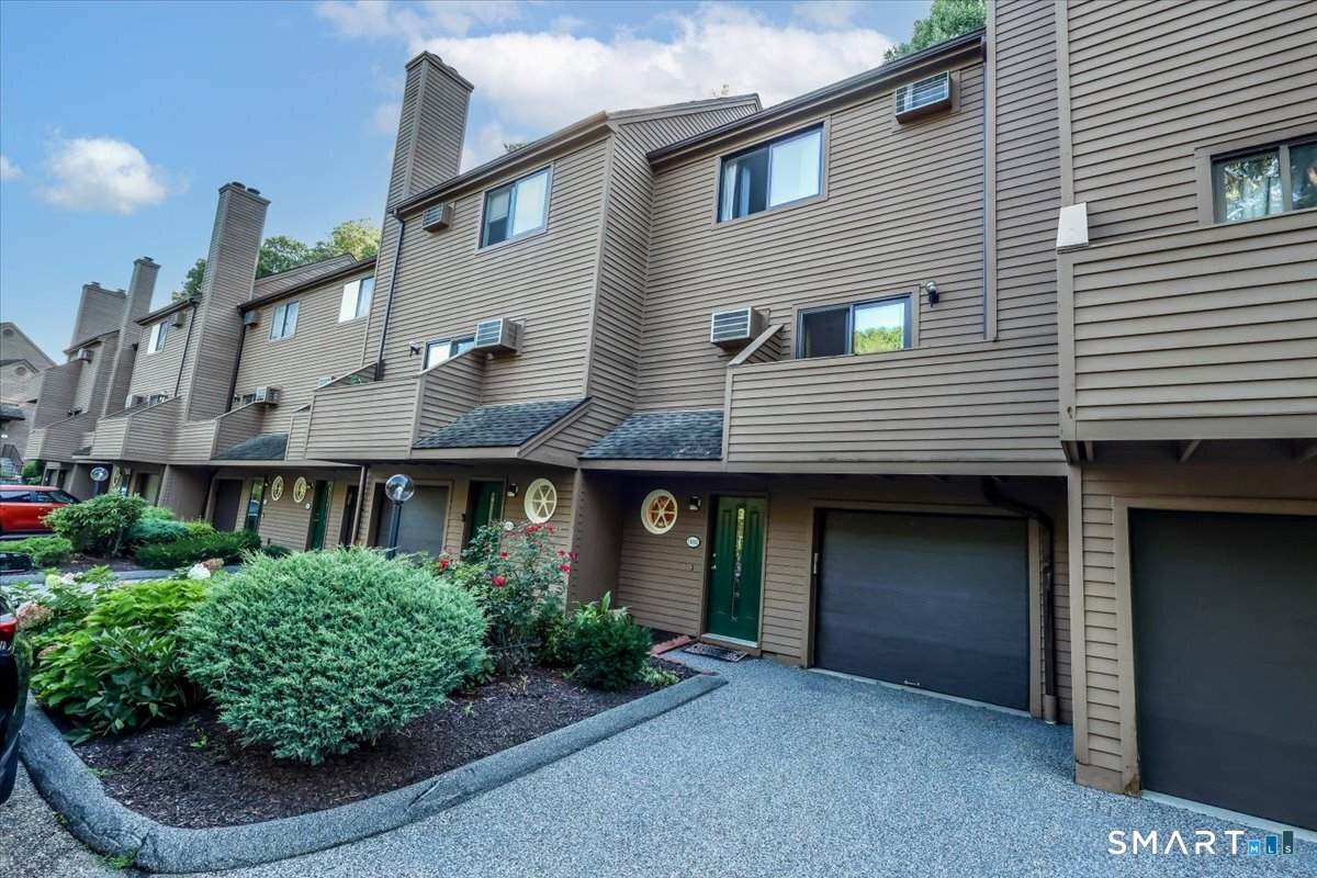 55 Cross Street - Photo 1