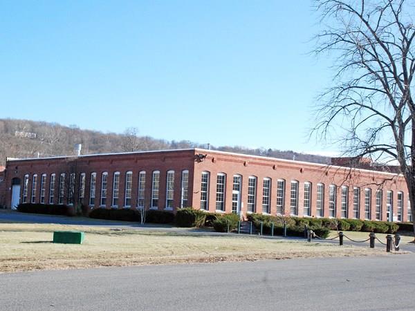 143 West Street - Photo 1