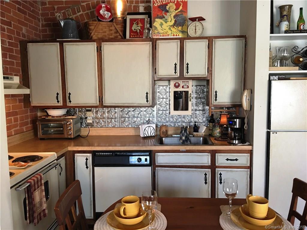222 Williams Street - Photo 1