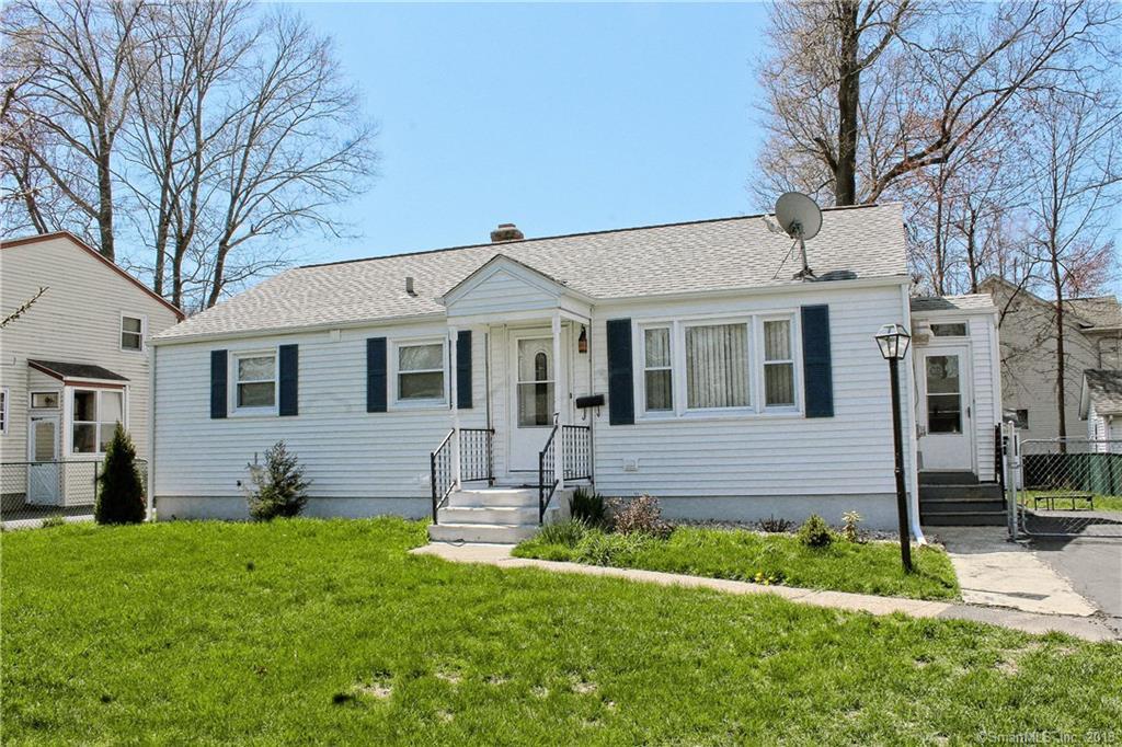 7 Wood Avenue - Photo 1