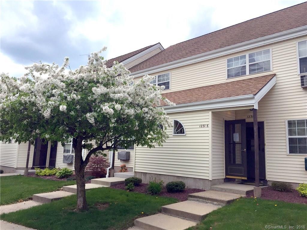 1231 Washington Street - Photo 1