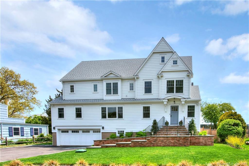 9 Plymouth Road - Photo 1