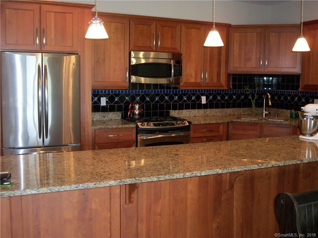 60 Maple Street - Photo 1