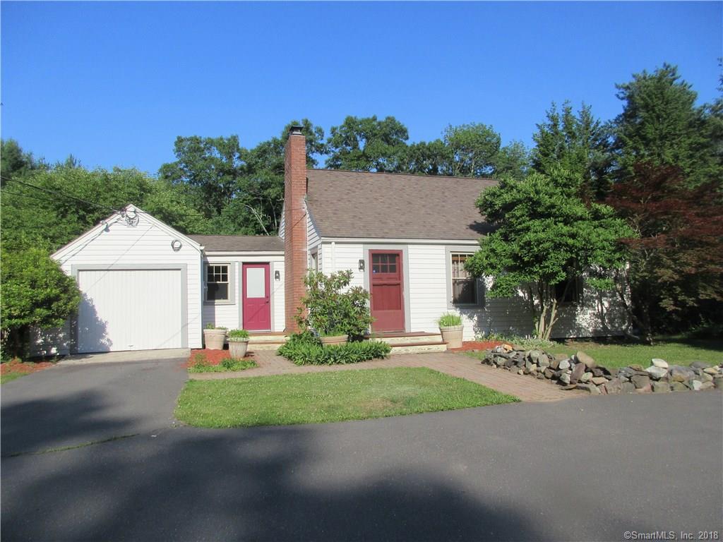 534 Lovely Street - Photo 1