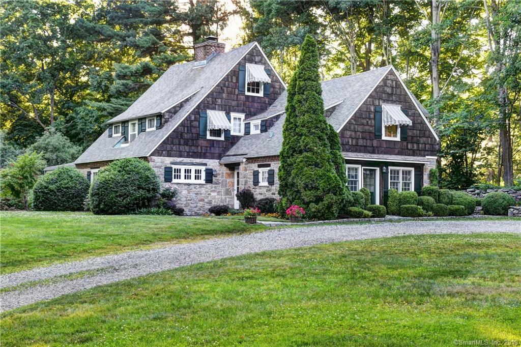 65 Comstock Hill Avenue - Photo 1