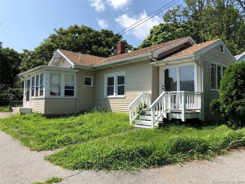 556 Jefferson Avenue - Photo 1