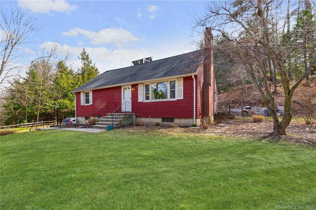 21 Willard Street - Photo 1