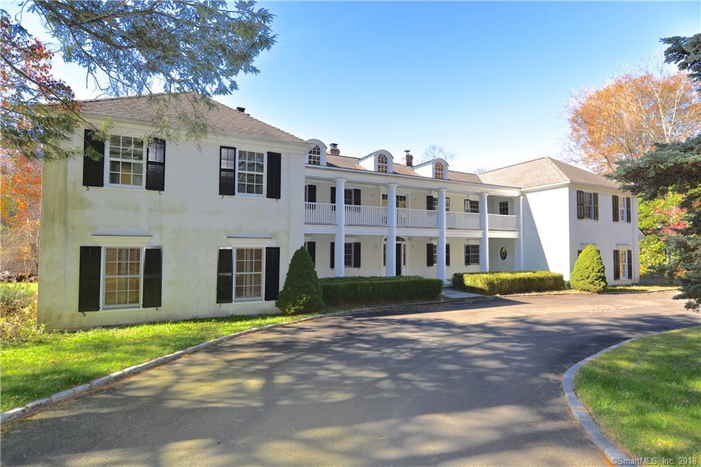 560 Lake Avenue - Photo 1