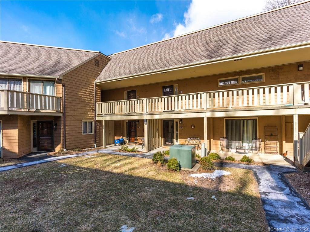 8 Upper Main Street - Photo 1