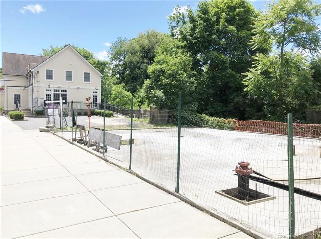 15 Main Street - Photo 1