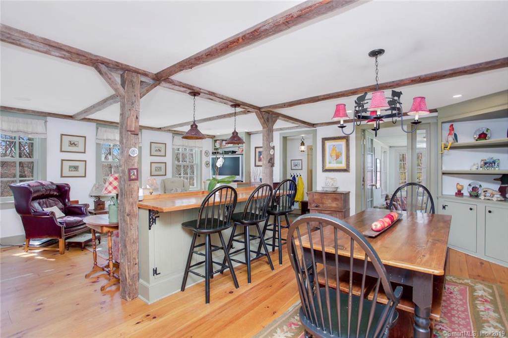 225 Carter Street - Photo 1