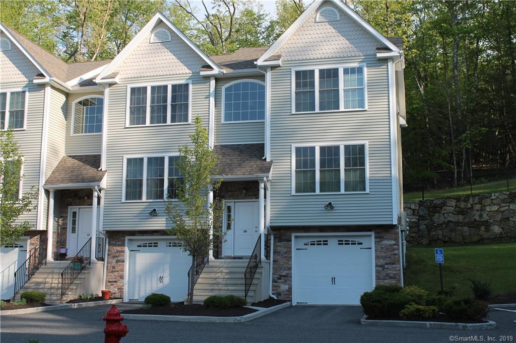 20 Old Oak Drive - Photo 1