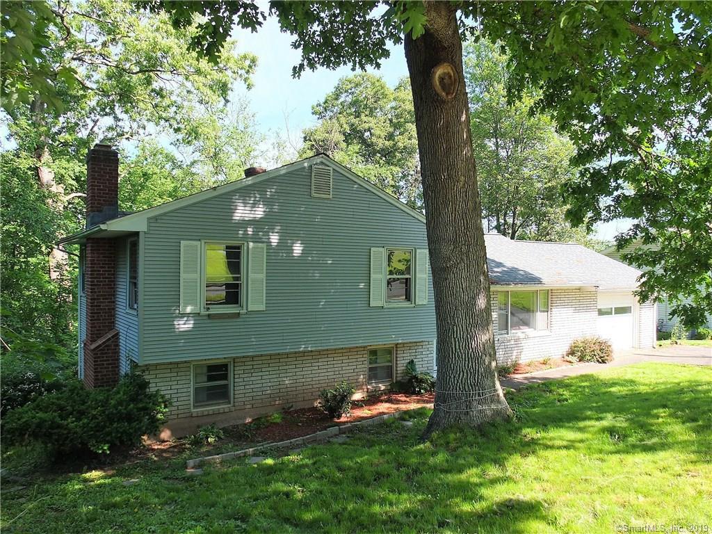 19 Holly Lane - Photo 1
