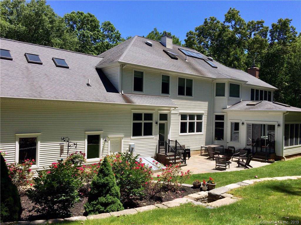 7 Susan Terrace - Photo 1