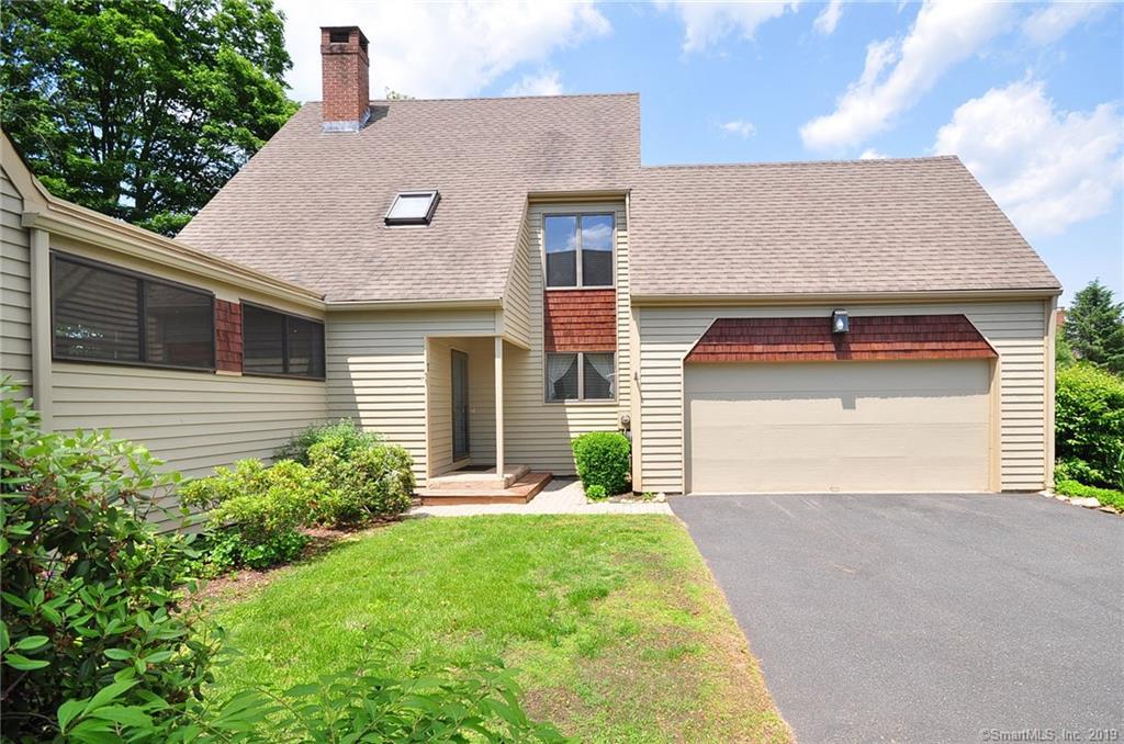 7 Boxwood Court - Photo 1