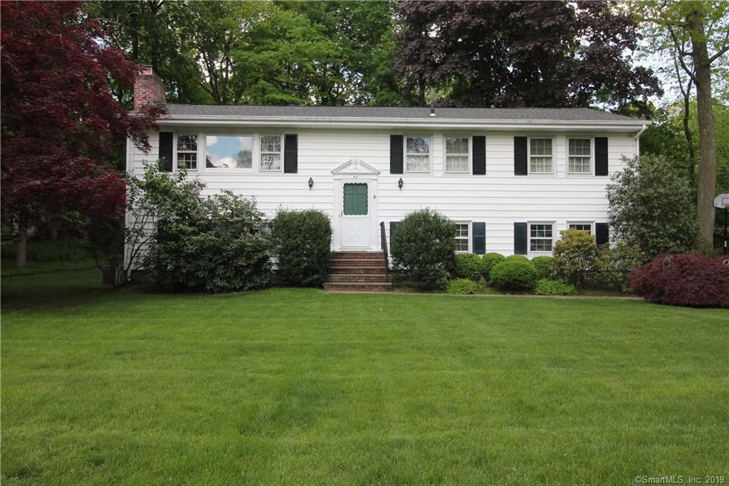 48 Hemlock Drive - Photo 1