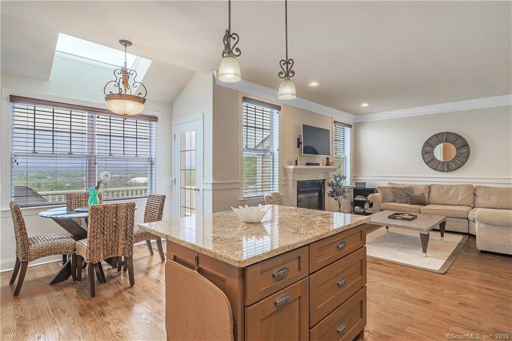 21 Hunting Ridge Lane - Photo 1