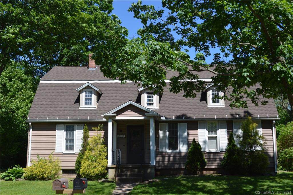 302 Newfield Street - Photo 1