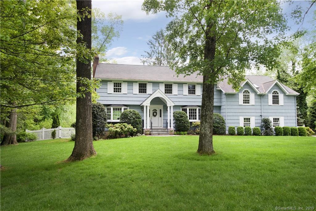 26 Danvers Lane - Photo 1
