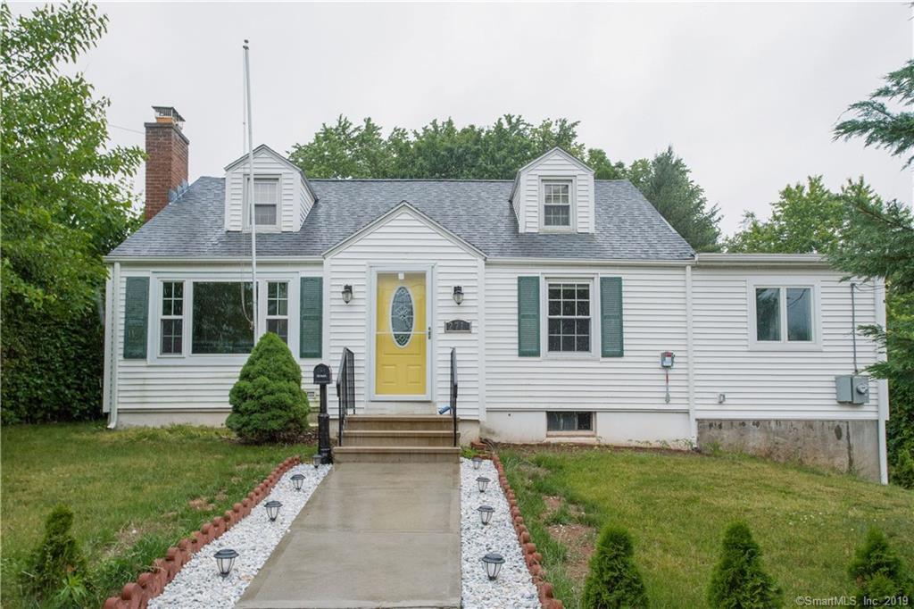 271 Nott Street - Photo 1