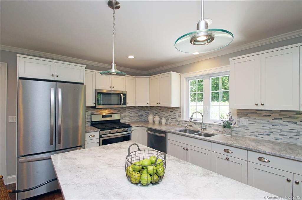 7 Canaan Drive - Photo 1