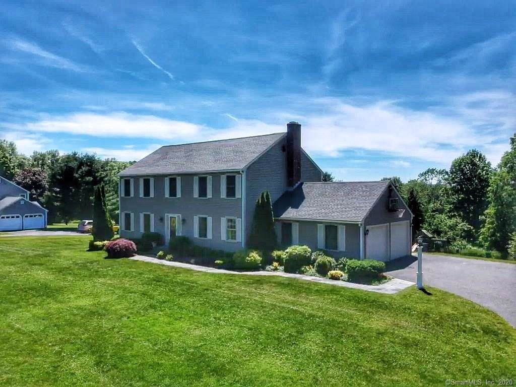 4 Pond Valley Road - Photo 1