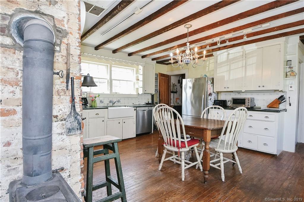 872 Westfield Street - Photo 1