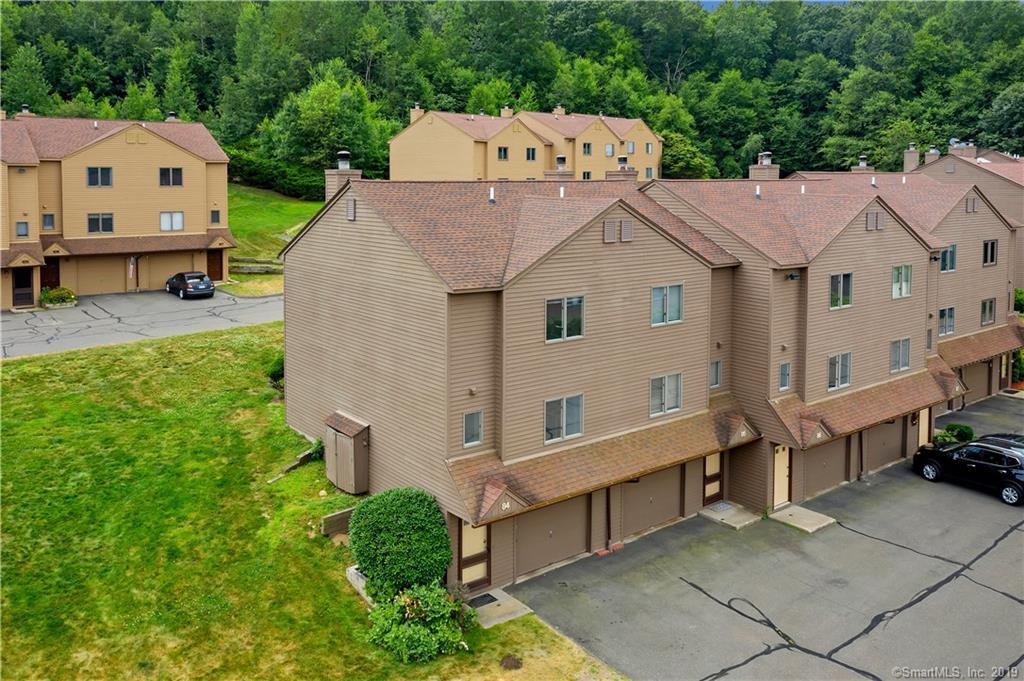 489 Wolcott Street - Photo 1