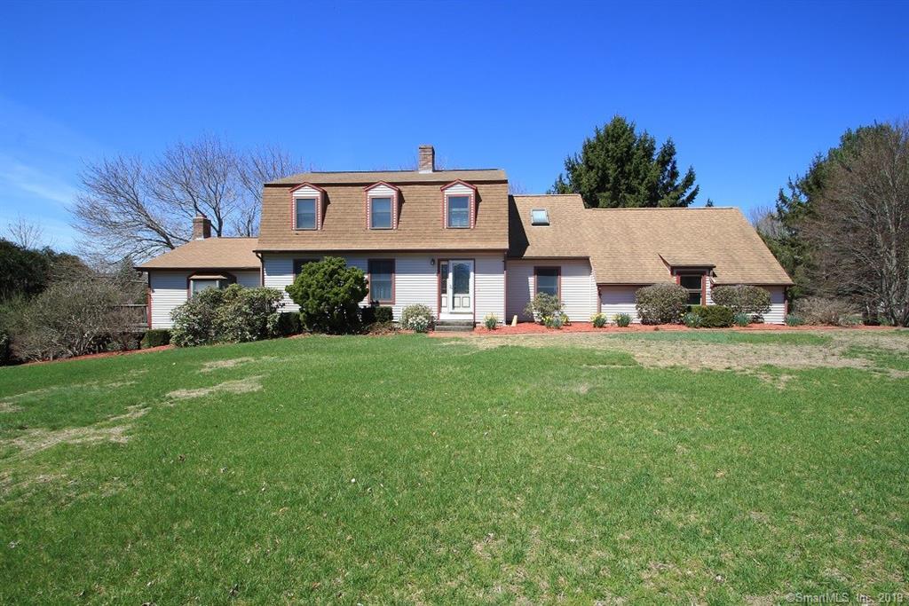 3 Pepperidge Lane - Photo 1