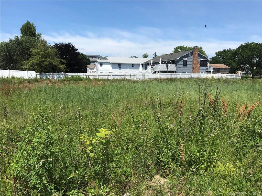 55 Washington Parkway - Photo 1
