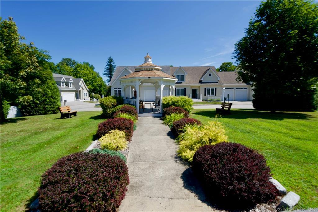 8 Chestnut Hollow Road - Photo 1 8 Chestnut Hollow Road - Photo 1
