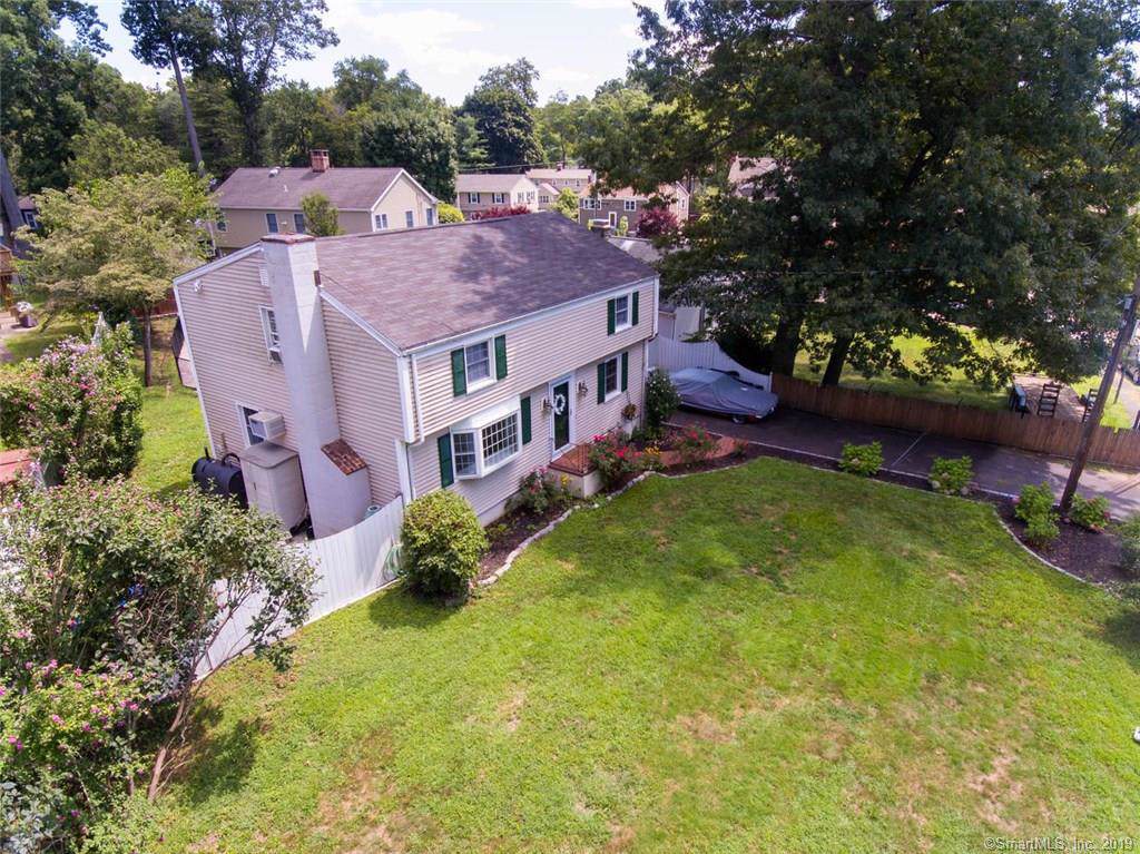 17 Daphne Drive - Photo 1