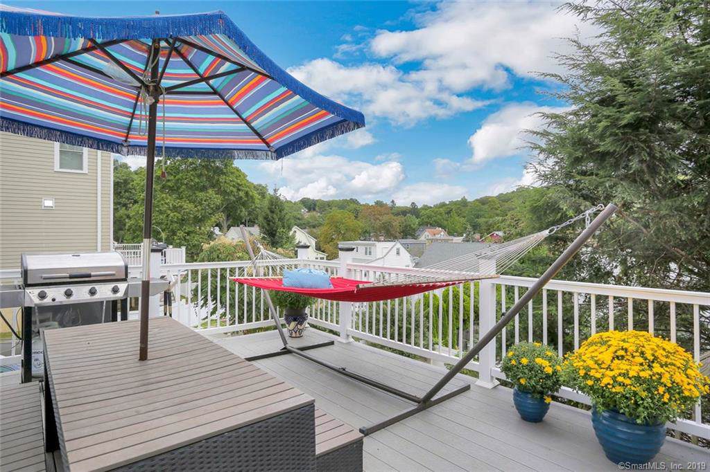 23 Nicholas Avenue - Photo 1