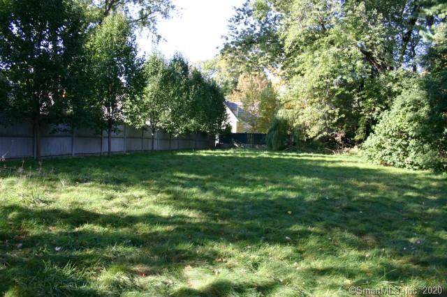 55 Grovers Avenue - Photo 1