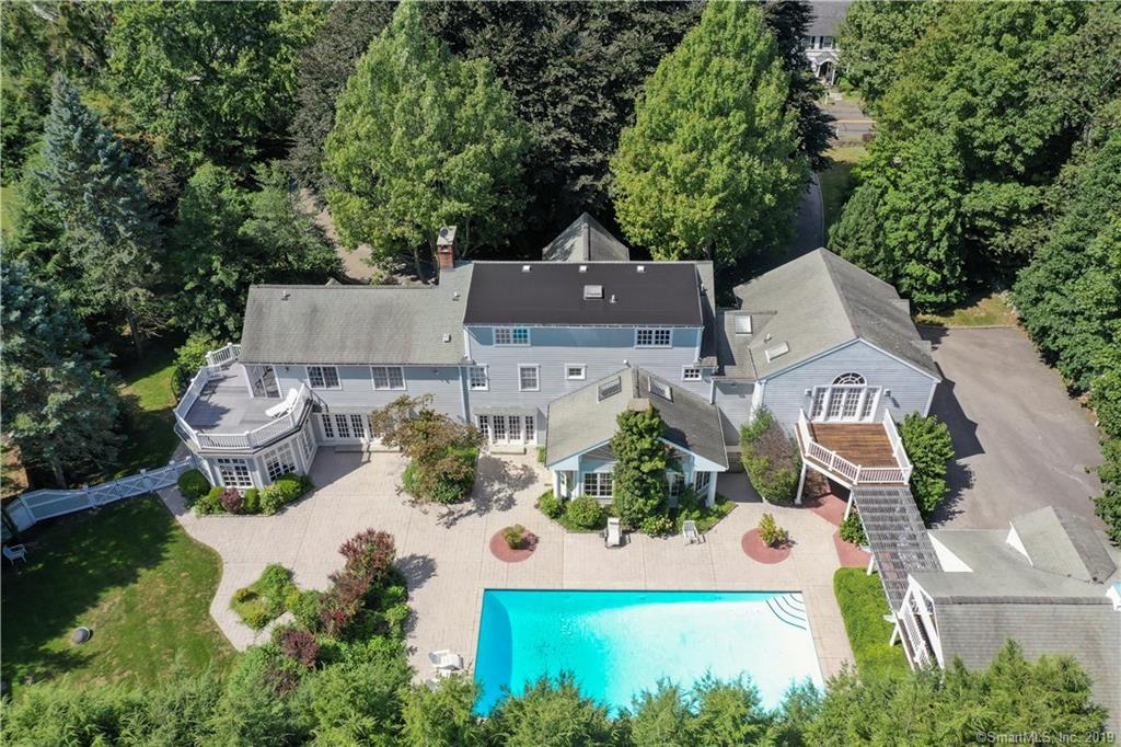 218 Wolfpit Avenue - Photo 1