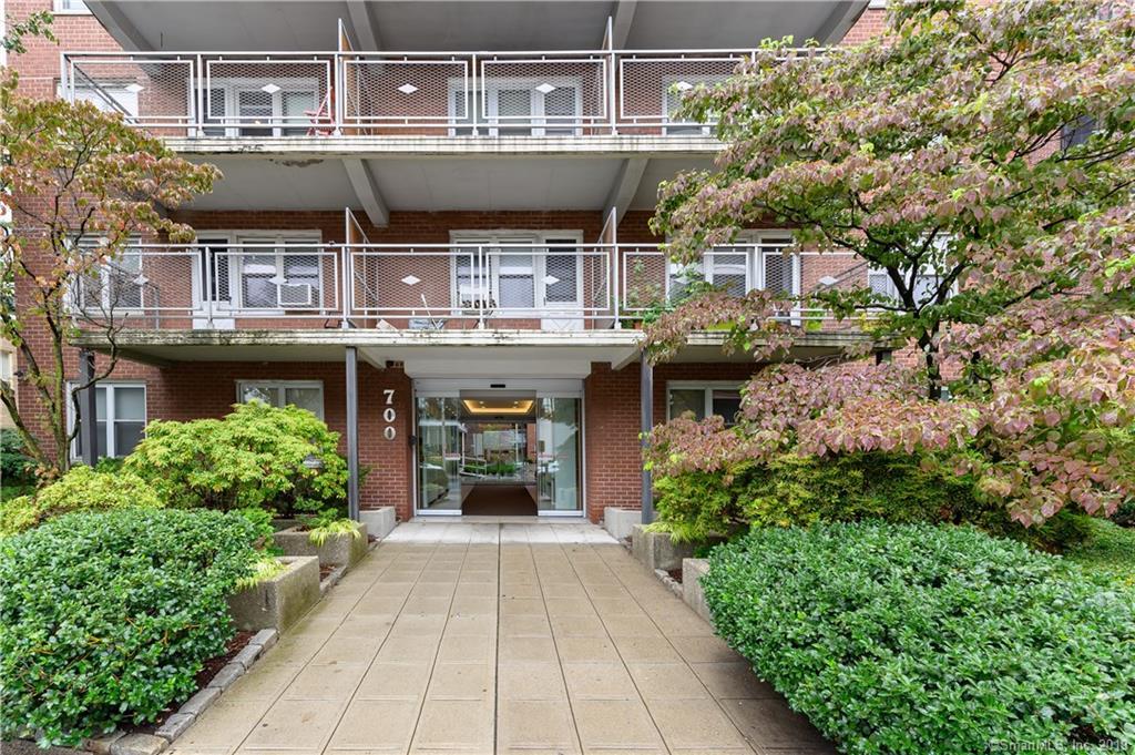 700 Summer Street - Photo 1