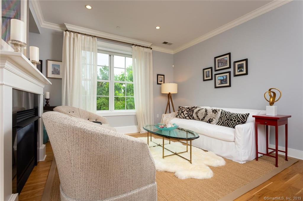77 Havemeyer Lane - Photo 1