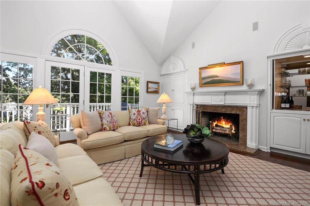 31 Lakeview Avenue - Photo 1
