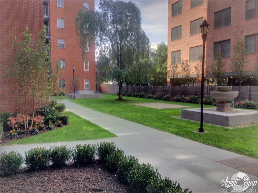 700 Summer Street - Photo 1