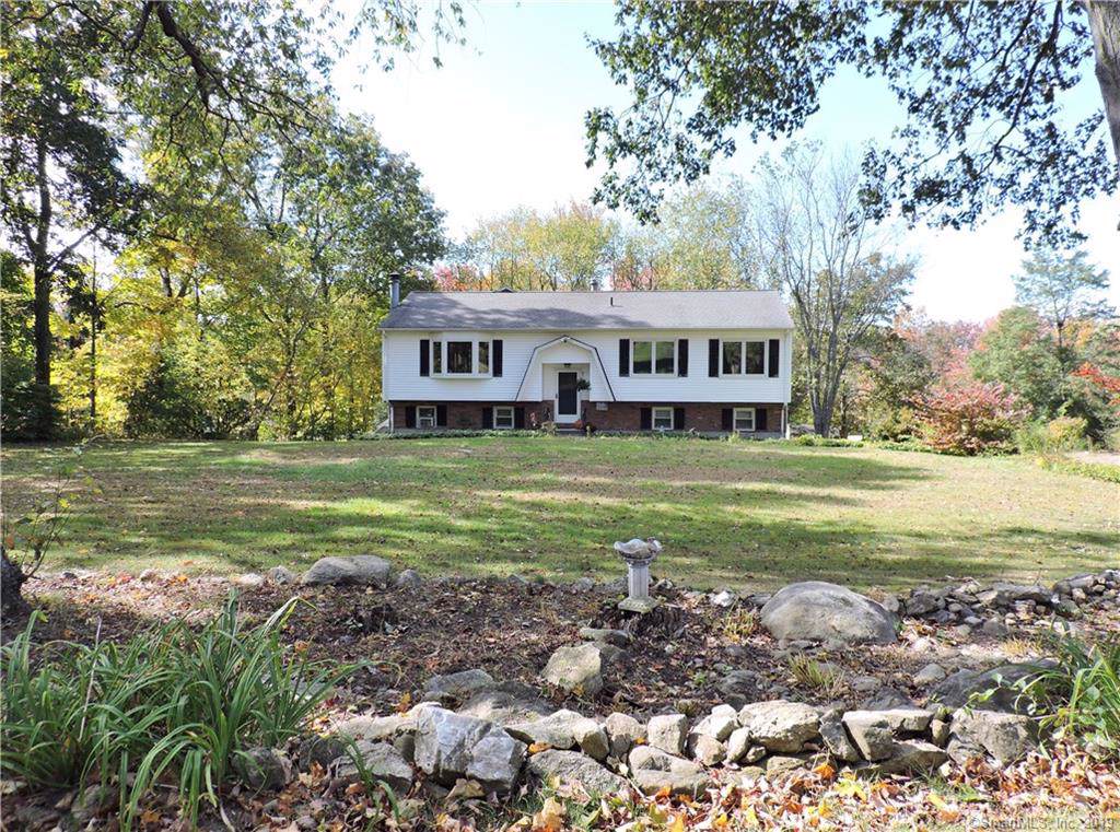 346 Quassapaug Road - Photo 1