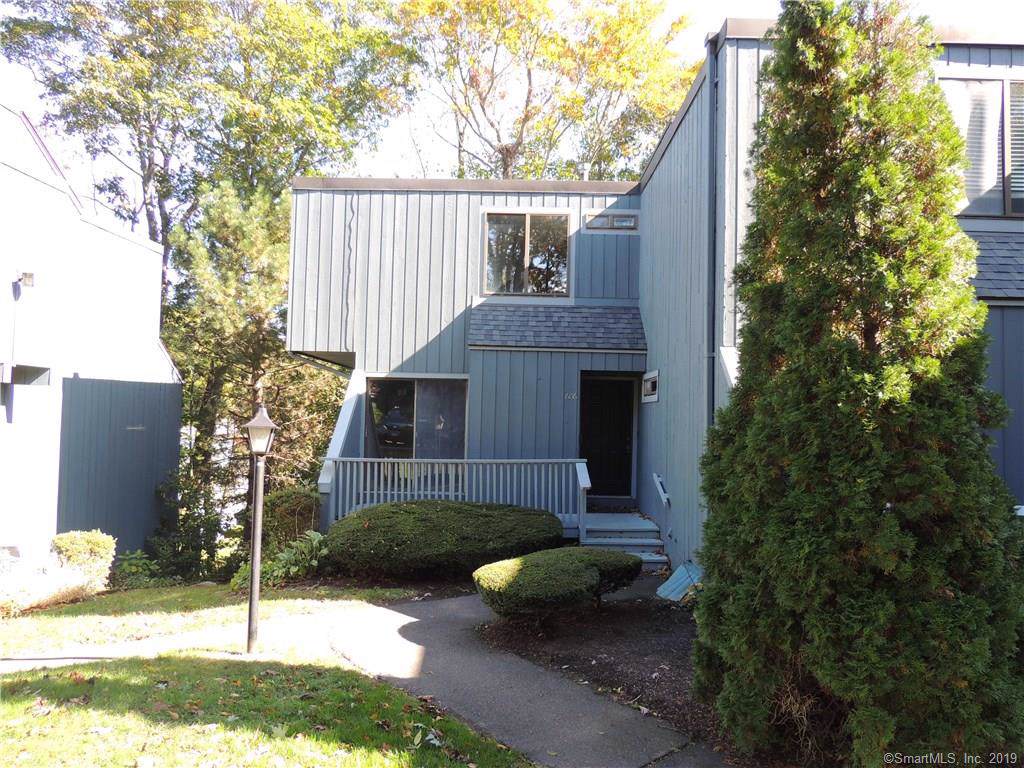 606 Plymouth Colony - Photo 1