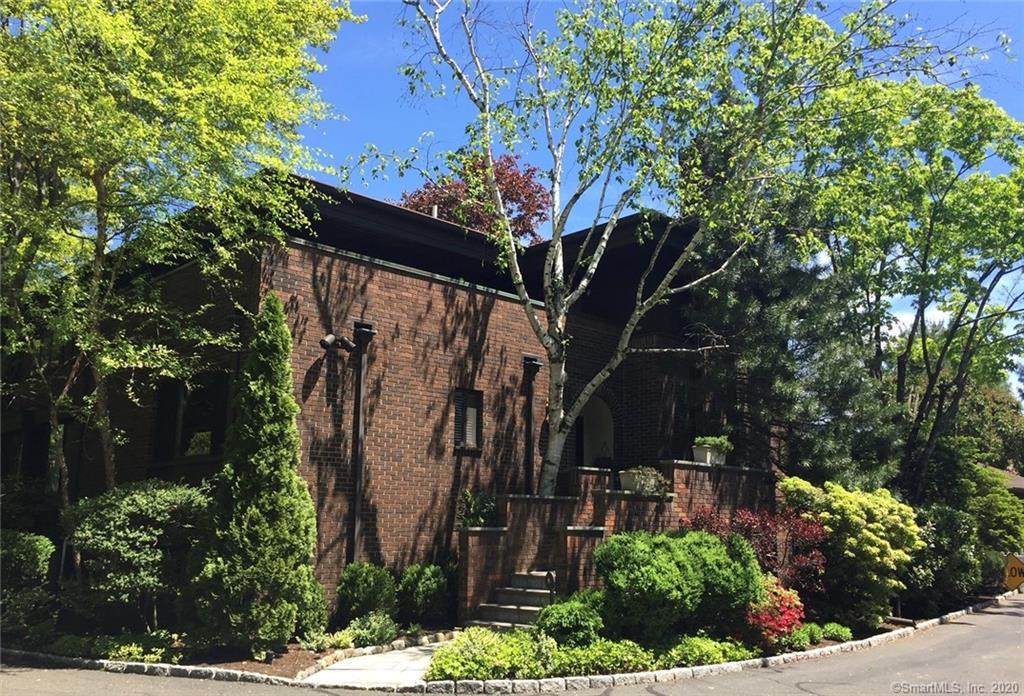 289 New Norwalk Road - Photo 1