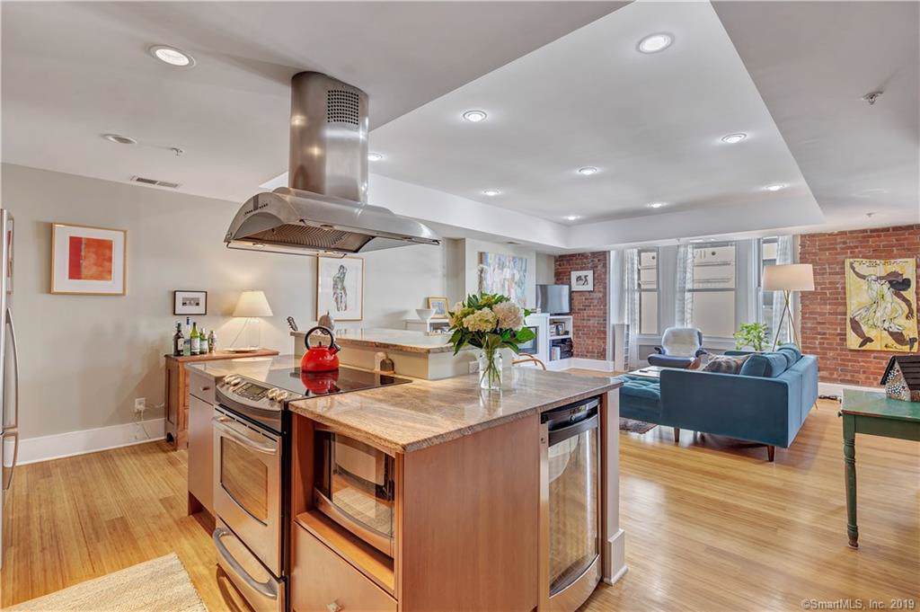 116 Crown Street - Photo 1