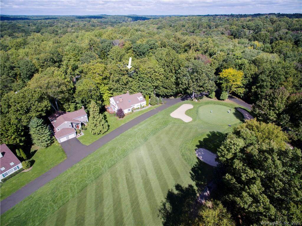 17 Silvermine Woods - Photo 1
